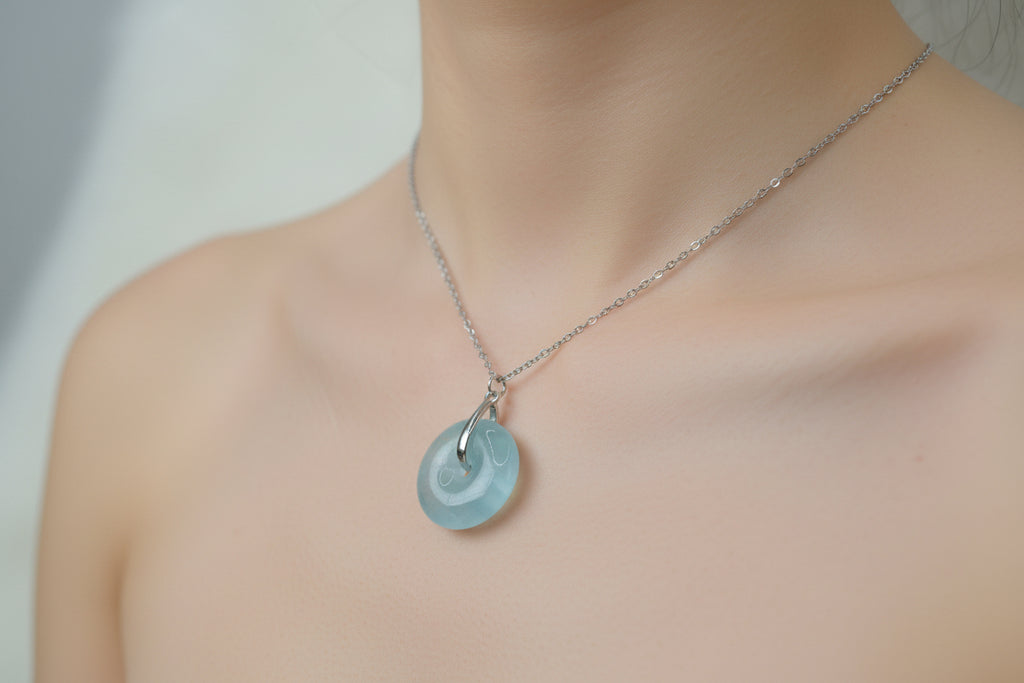 Tranquil Aquamarine Necklace
