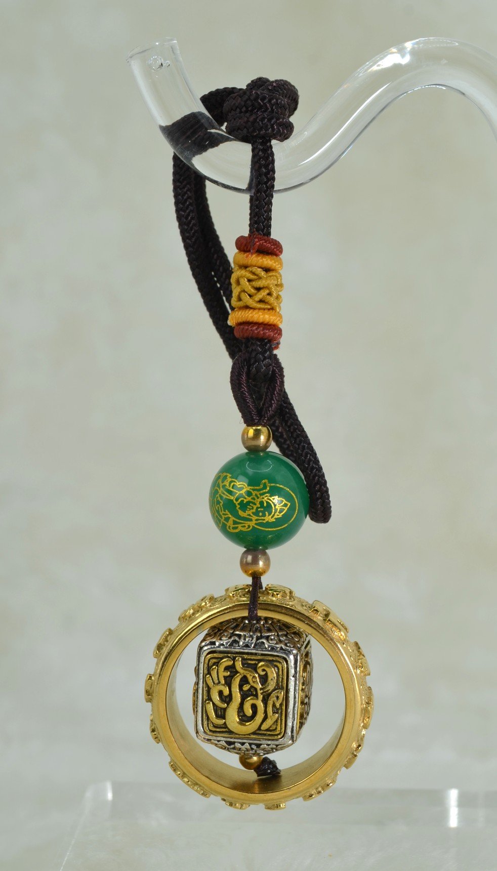 Six-Syllable Mantra Ring Charm (Green)