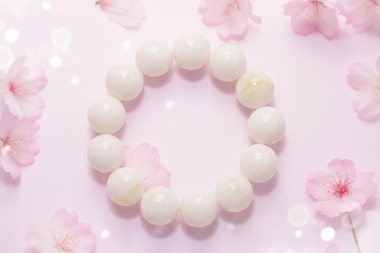 Golden Clam Shell Bracelet