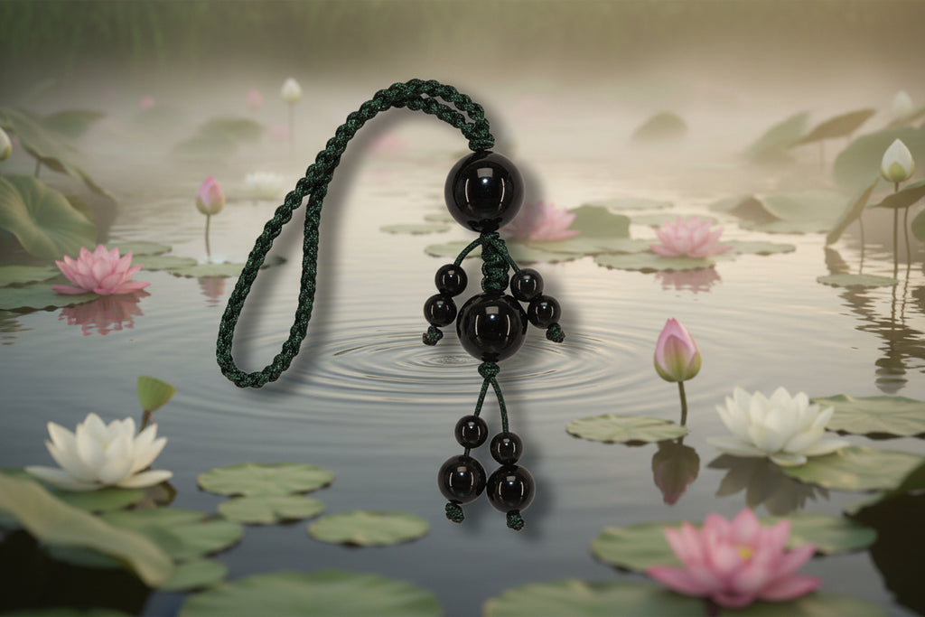 Obsidian Little Nobleman Charm